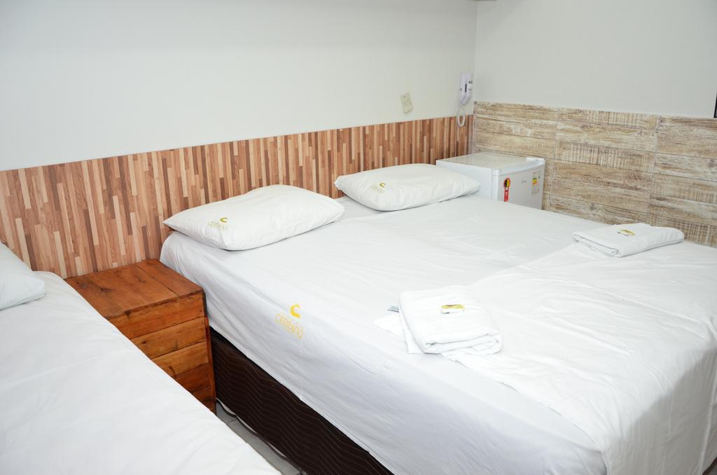 Hotel Cerrado Гоянія Екстер'єр фото